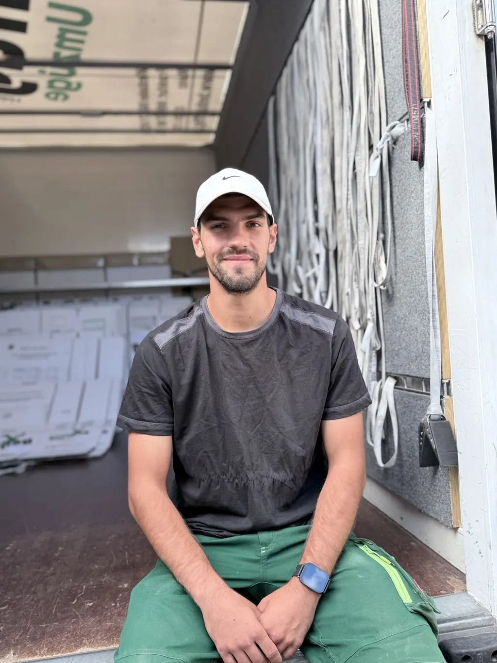 Kevin – Möbelträger bei Bedürftig Umzüge